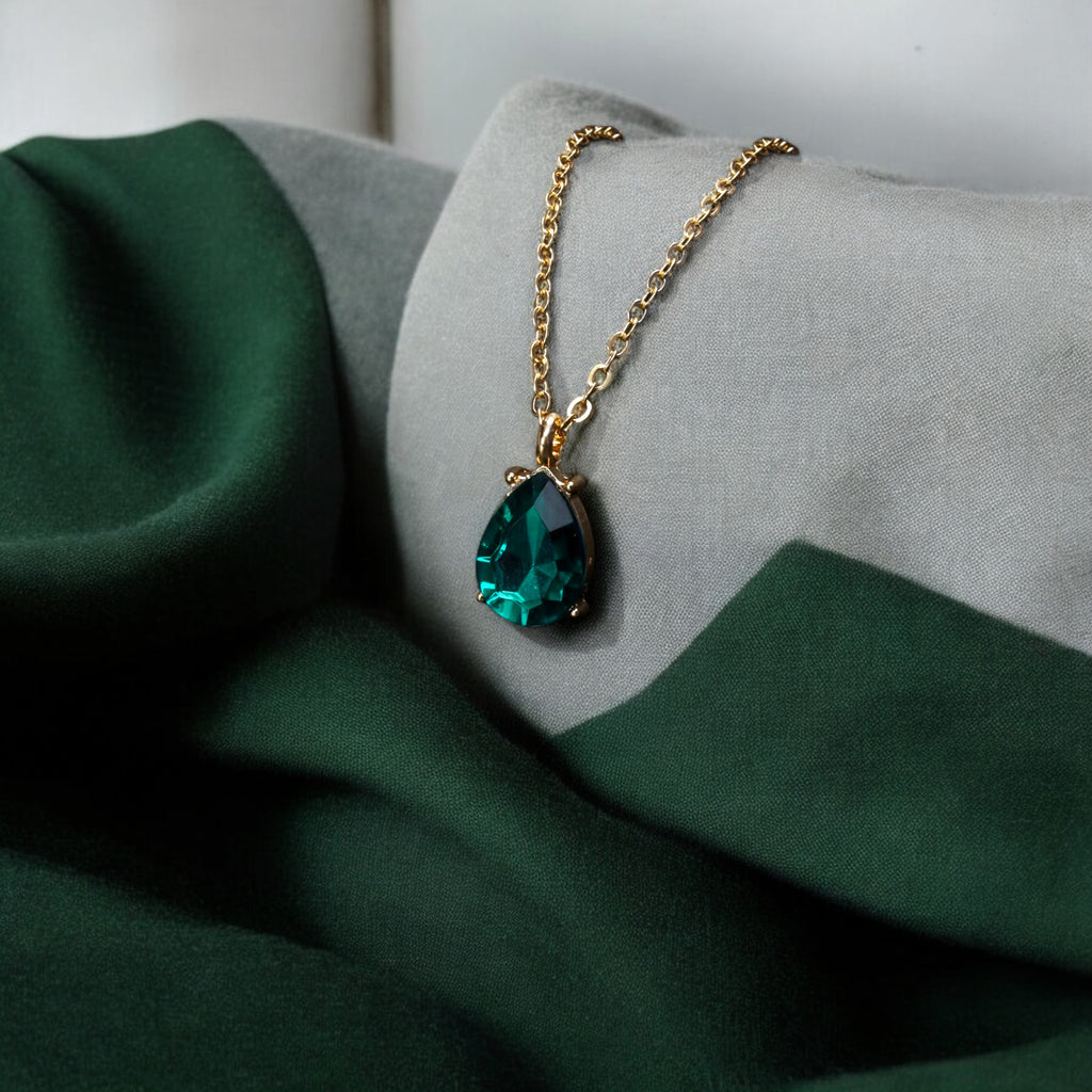 Emerald Stone Pendant