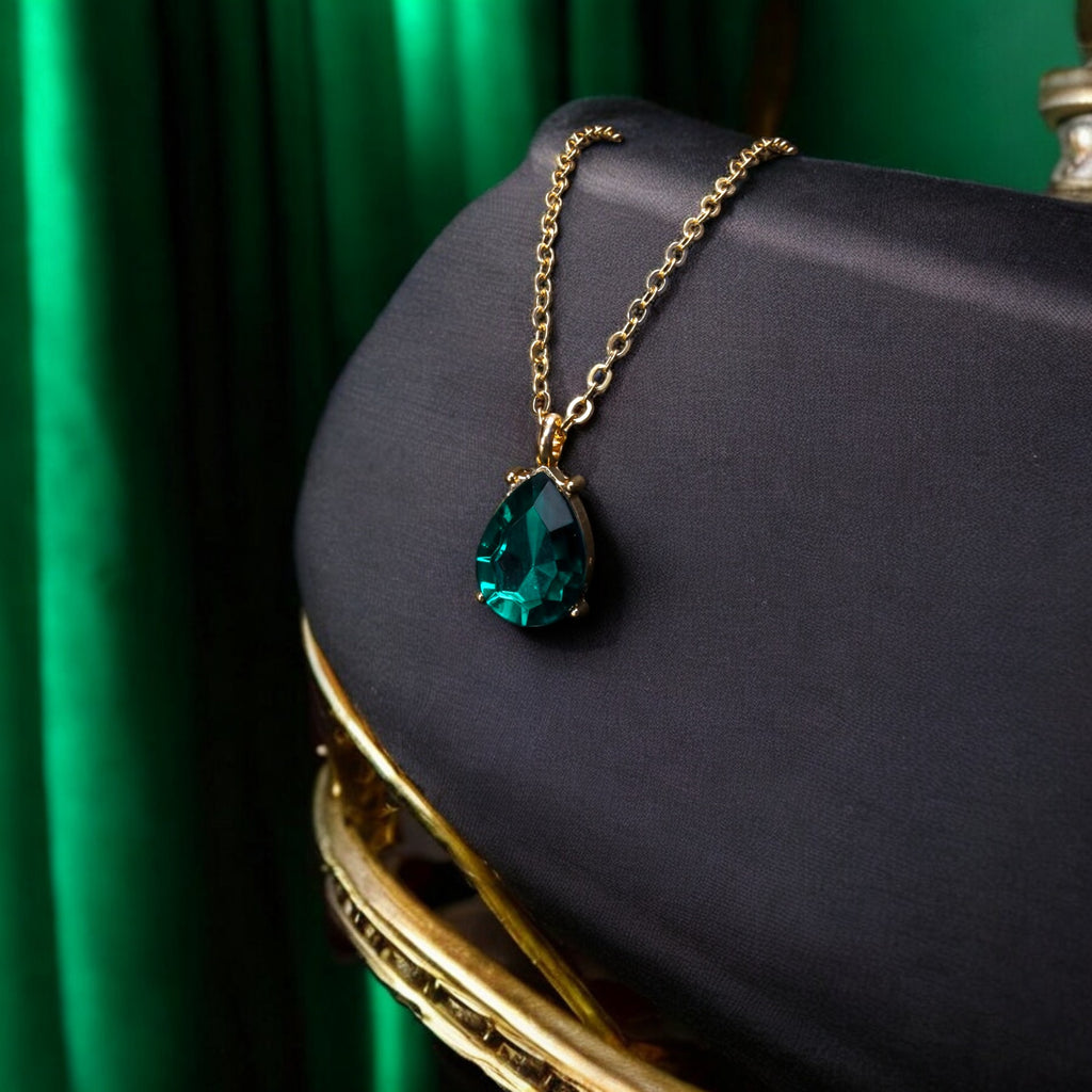Emerald Stone Pendant