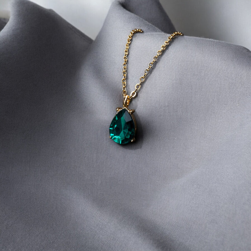 Emerald Stone Pendant