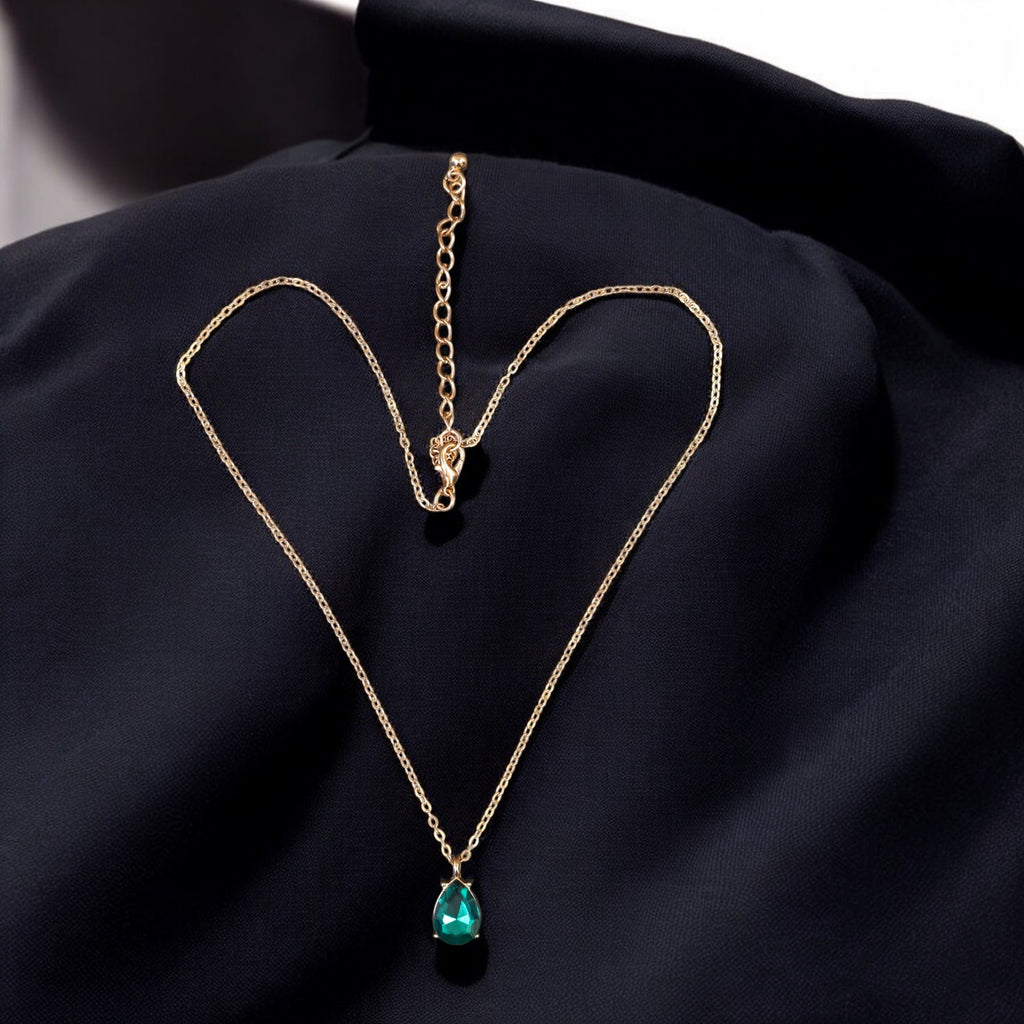 Emerald Stone Pendant