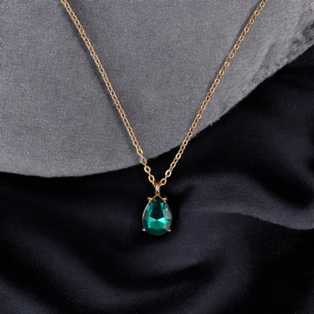 Emerald Stone Pendant