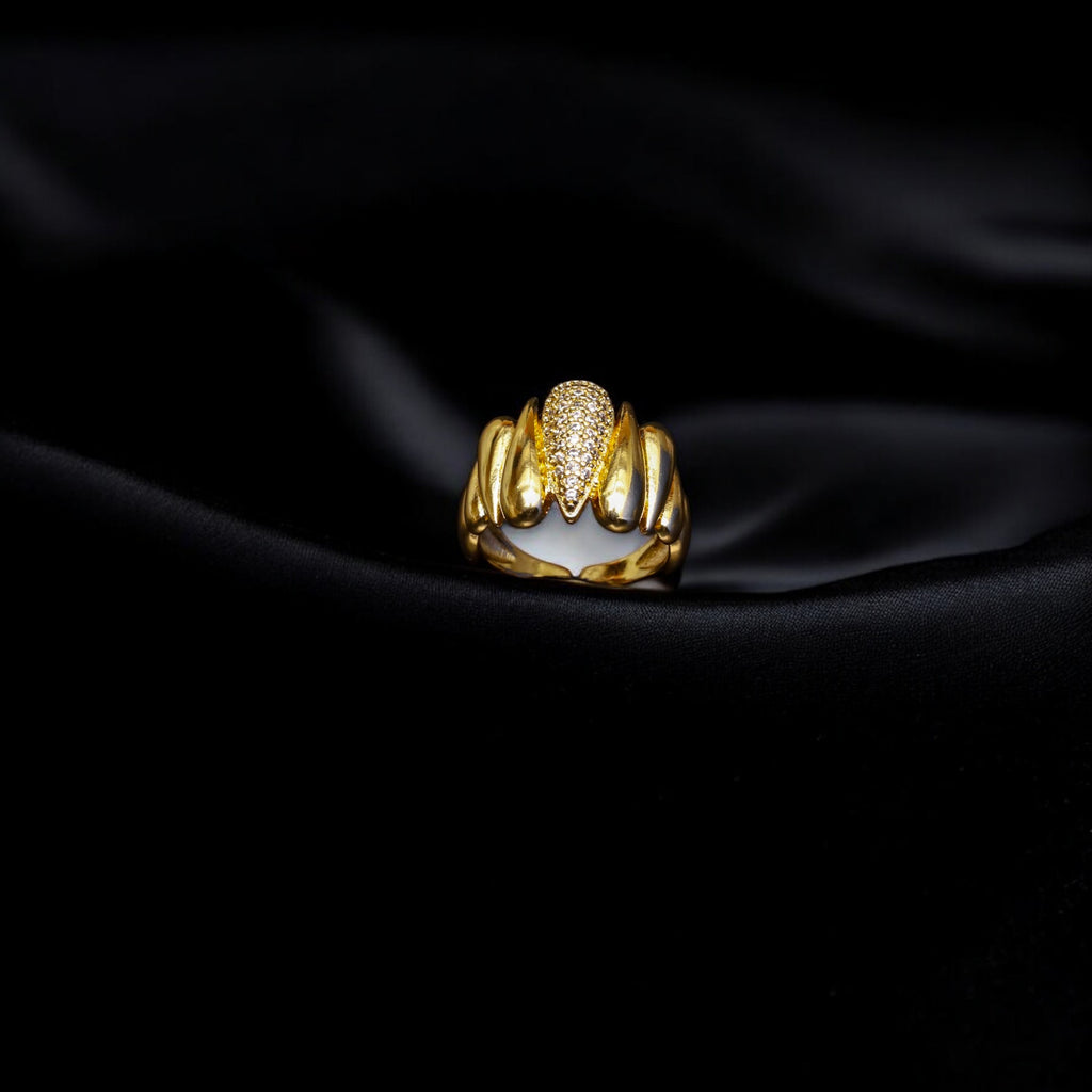 Retro Zircon Ring