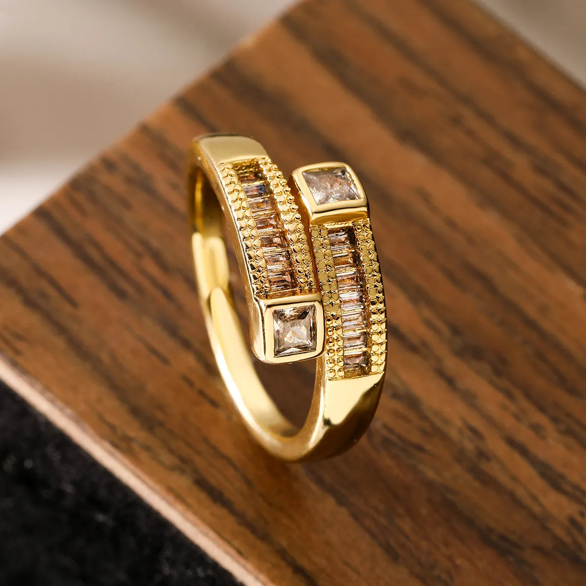 Illusion Ring